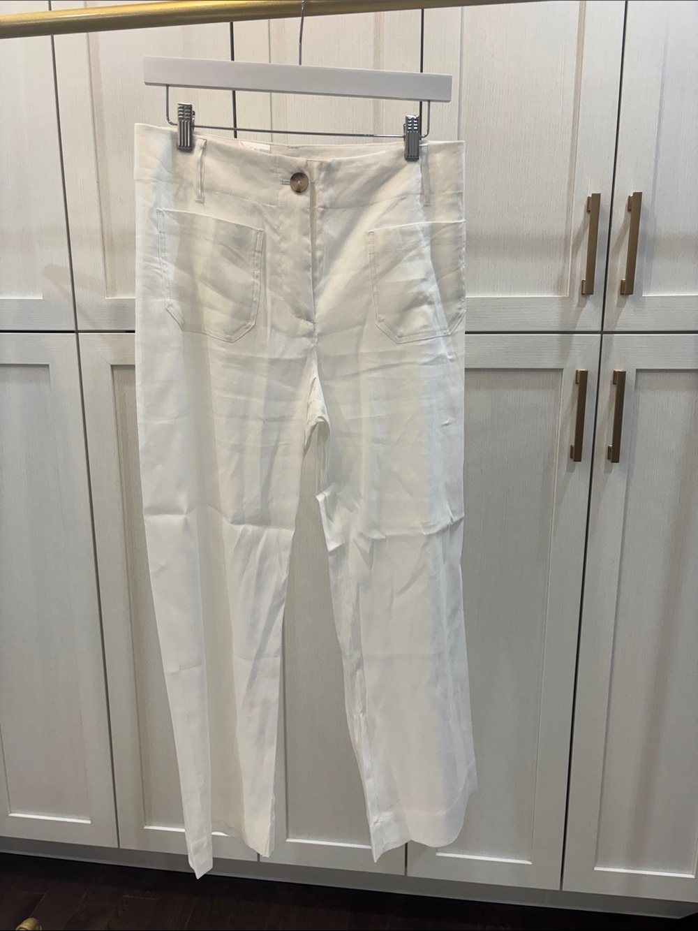 CHARLIE B White Straight Leg High-Waist Jeans